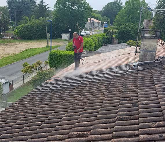 Démoussage de la toiture